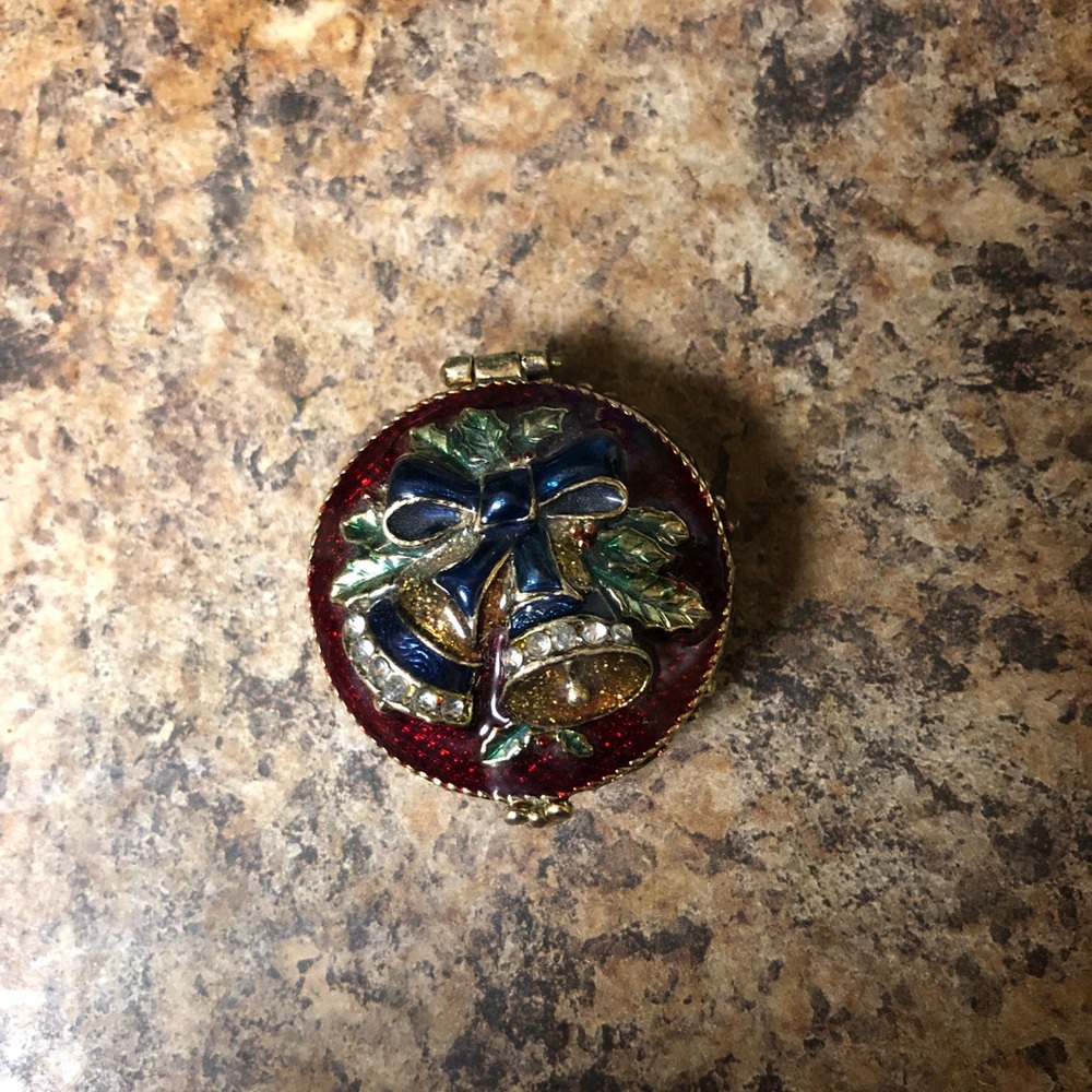 Monet trinket box- Circular red with Christmas bells